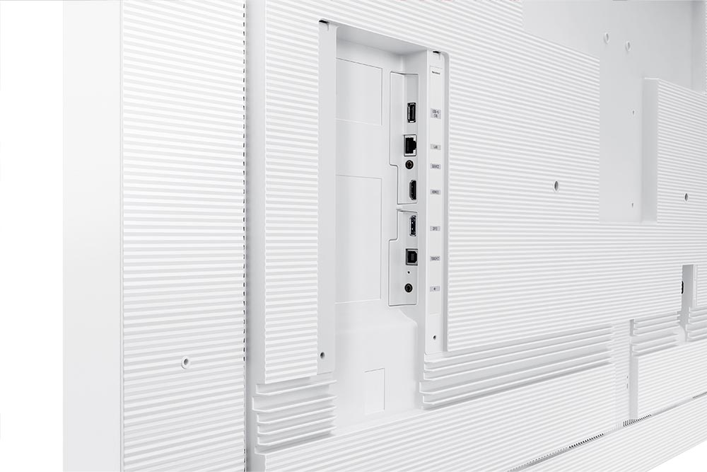 Samsung WM65B 65 4K Interactive LED Display4