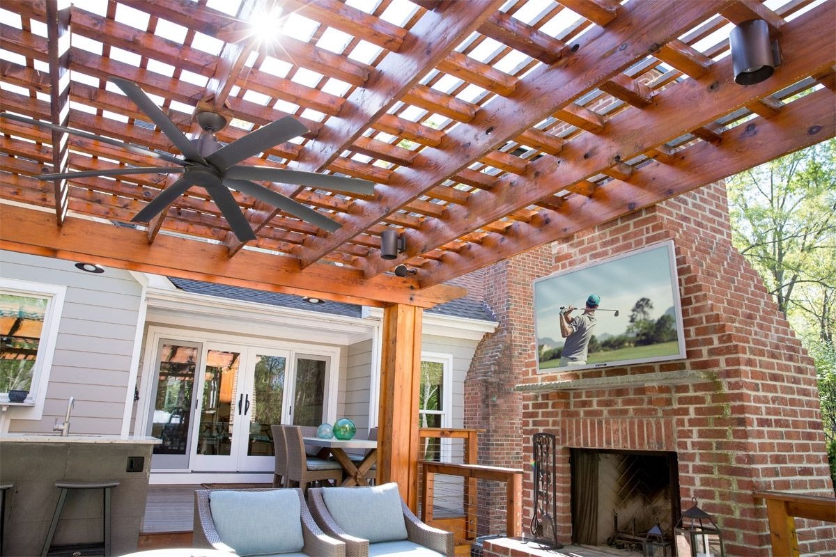 Sunbrite Signature 2 SB-S2-43-4K-BL 43 inch LED HDR 4K Outdoor TV - Partial Sun 5