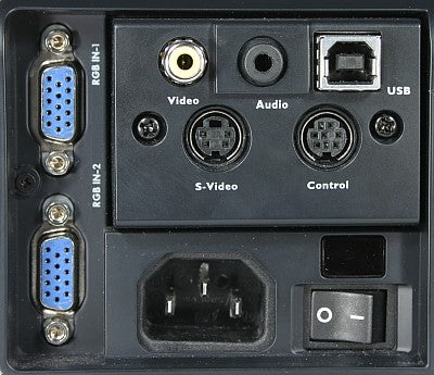 benq-pb7220-projector