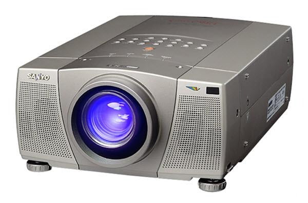 Sanyo PLC-XP30 XGA 3LCD Conference Room Projector