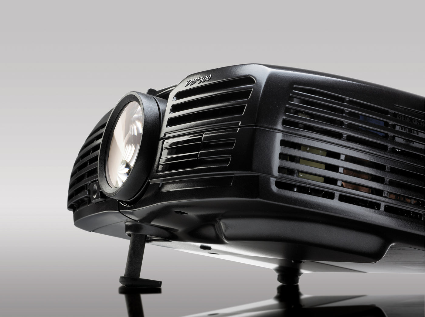 christie-ds300w-projector